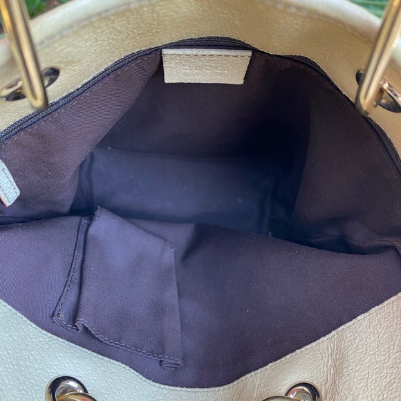 GUCCI ECLIPSE MICRO GG BUCKET BAG - Picture 8 of 13